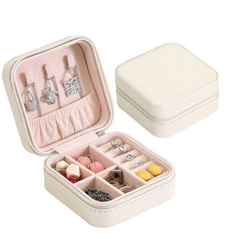 Jewellery organizer box