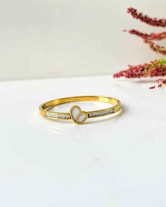 Studded heart thin wrist / baby size bracelet