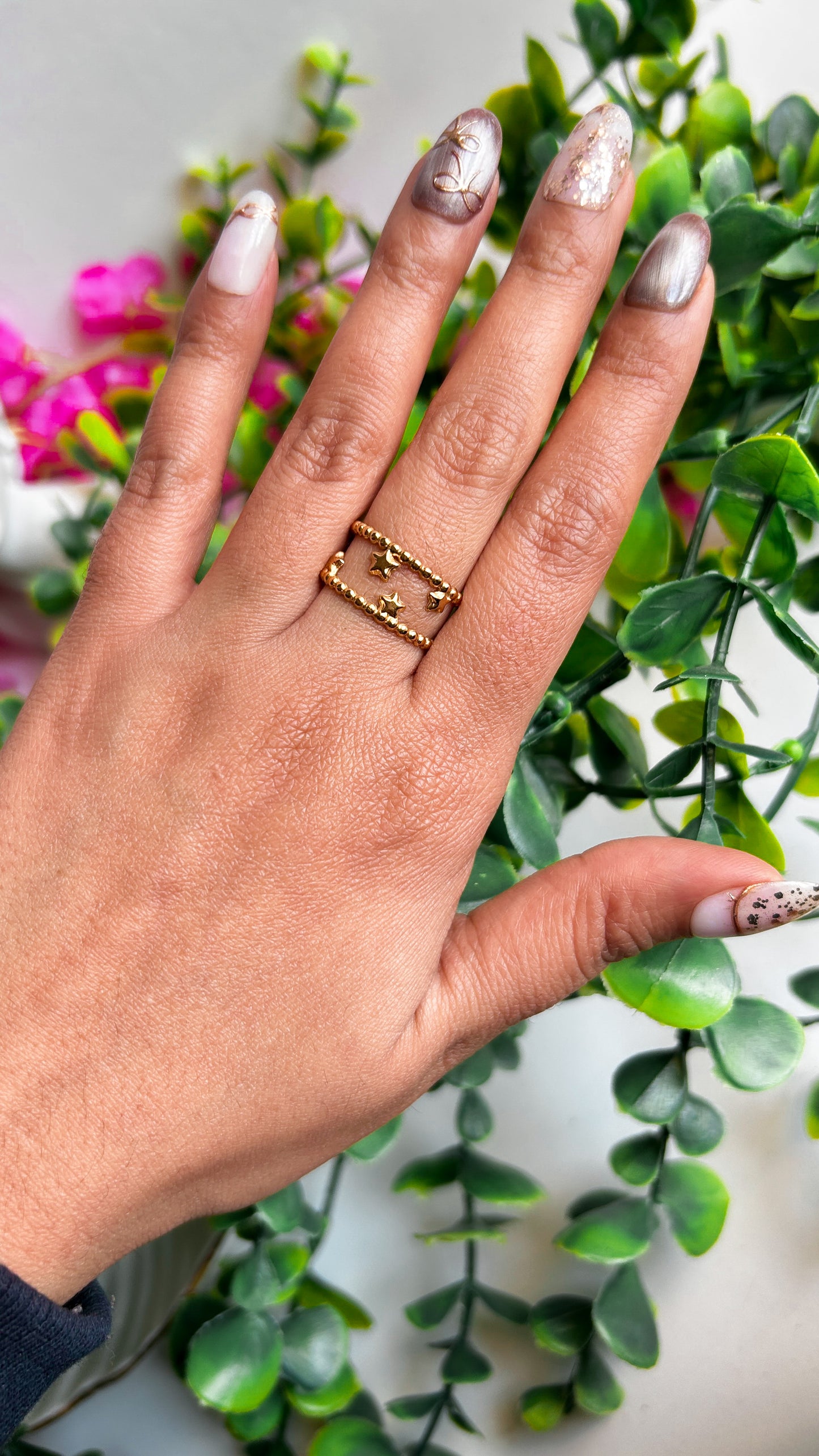 Star detailed ring (adjustabl)