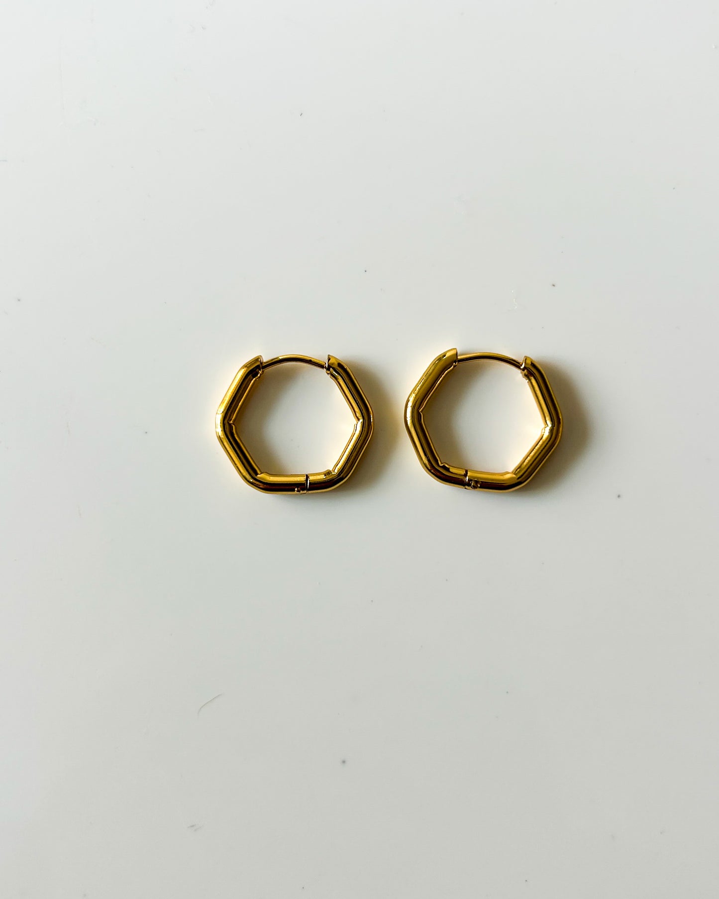 Hexa hoops