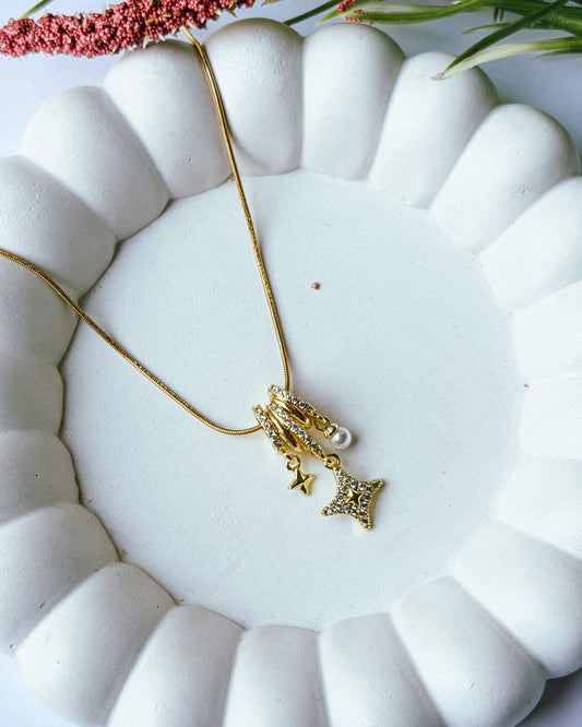 The Star charm necklace