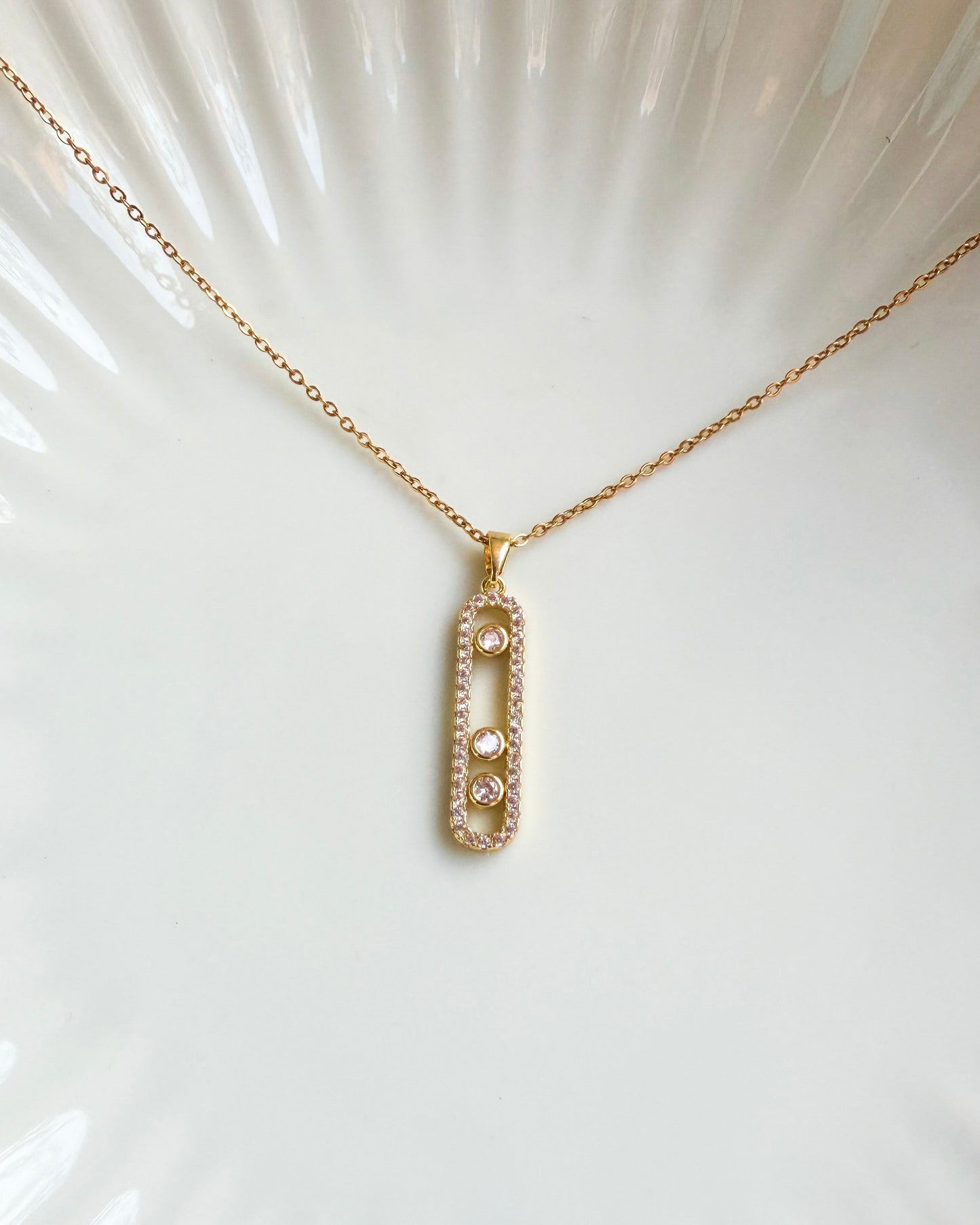 Studded bar necklace