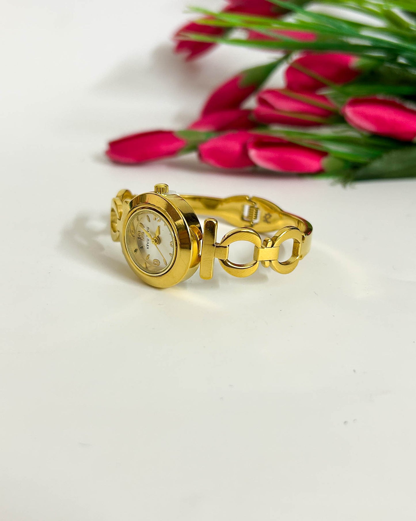 Vintage link thin wrist baby size watch