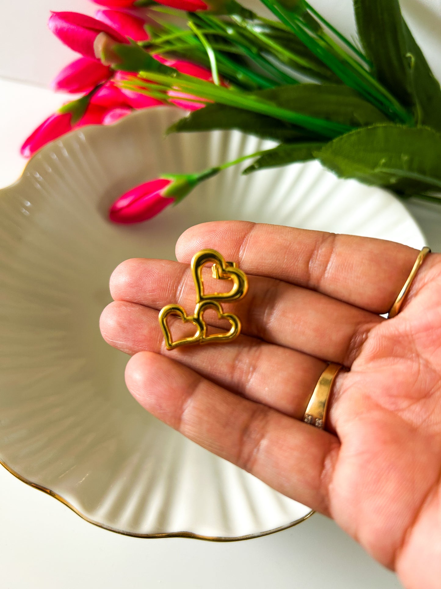 Elongated heart studs