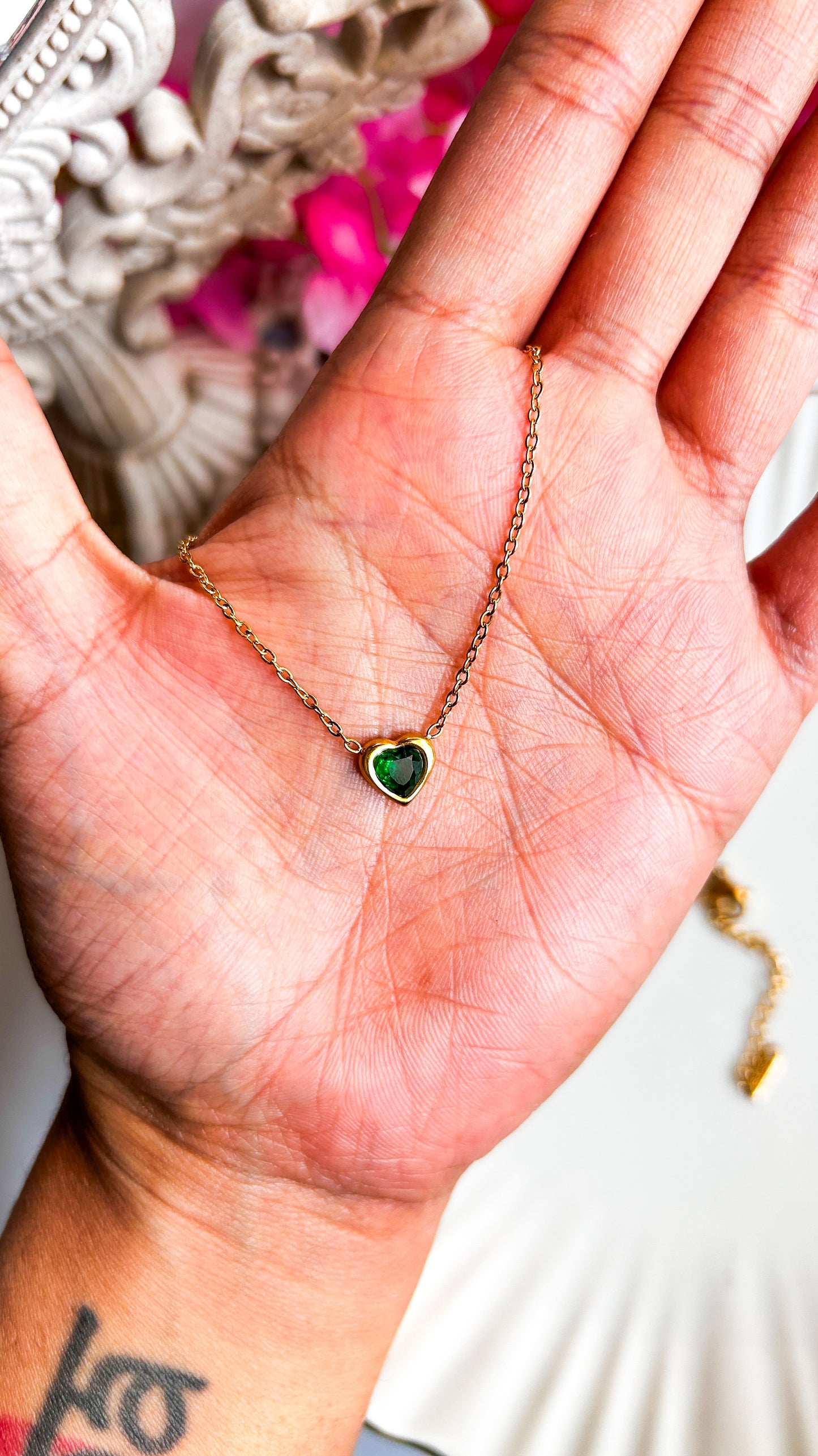 Little heart stone necklace