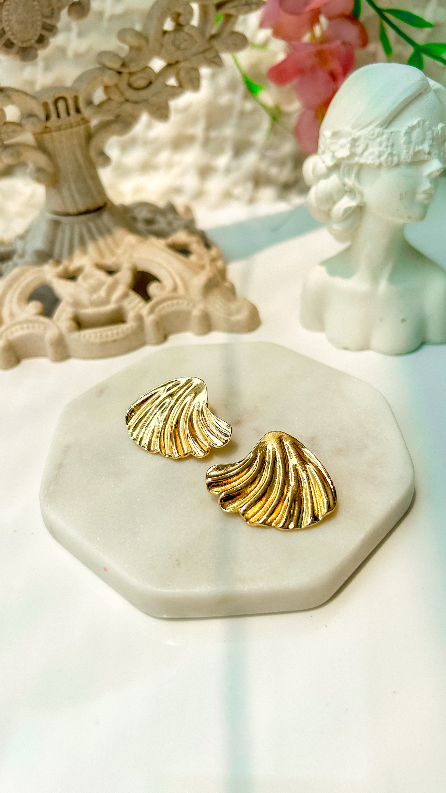 Shell earrings