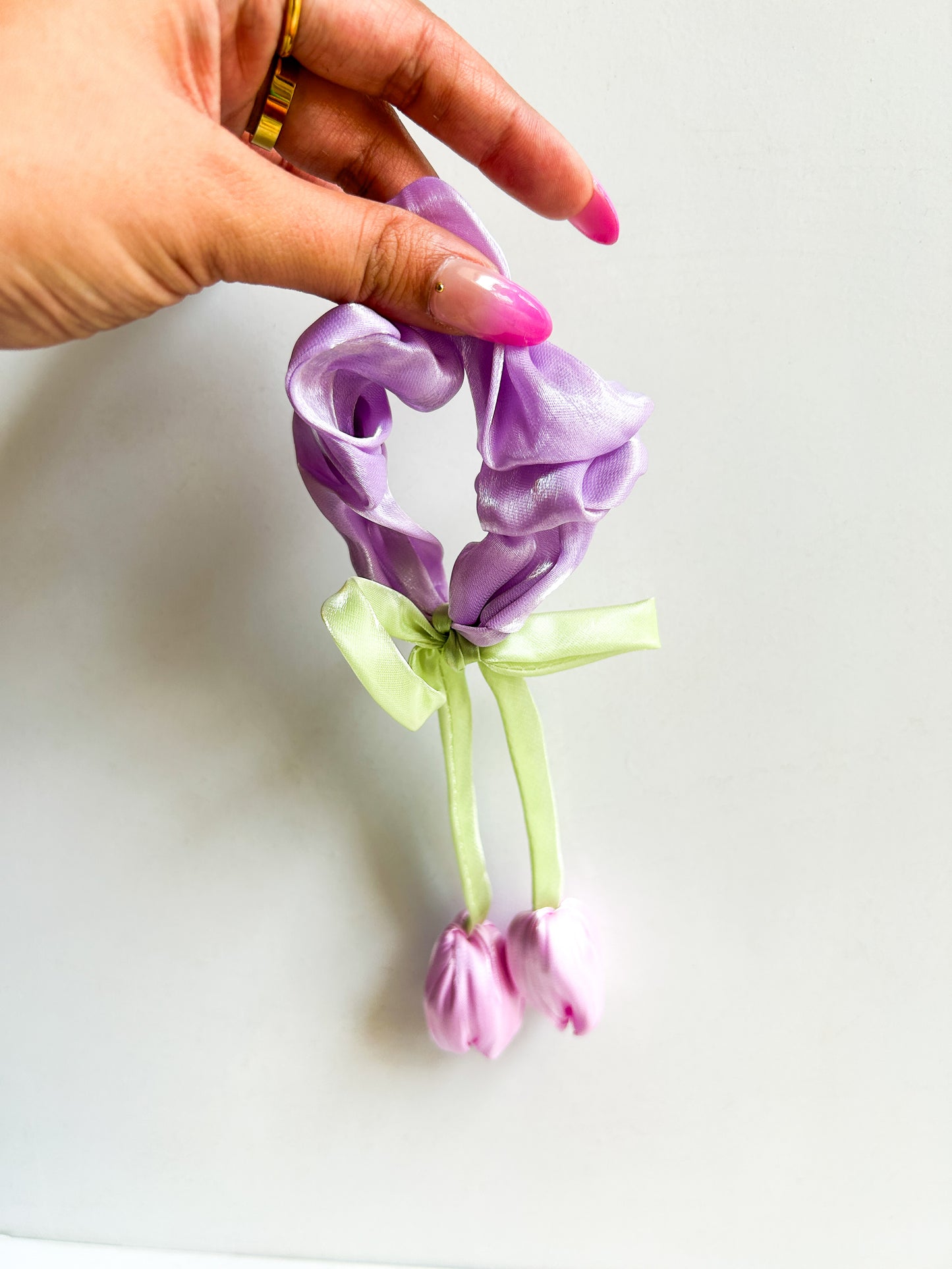 Tulip scrunchie