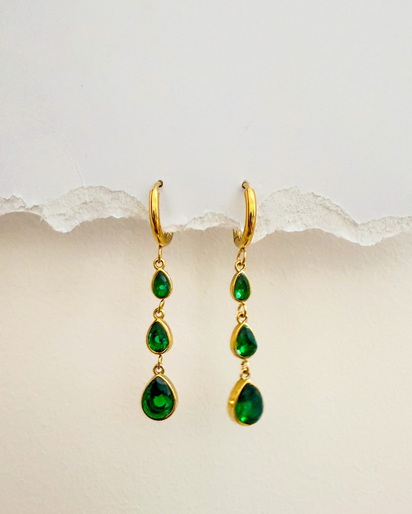 Hanging Drop stone huggies