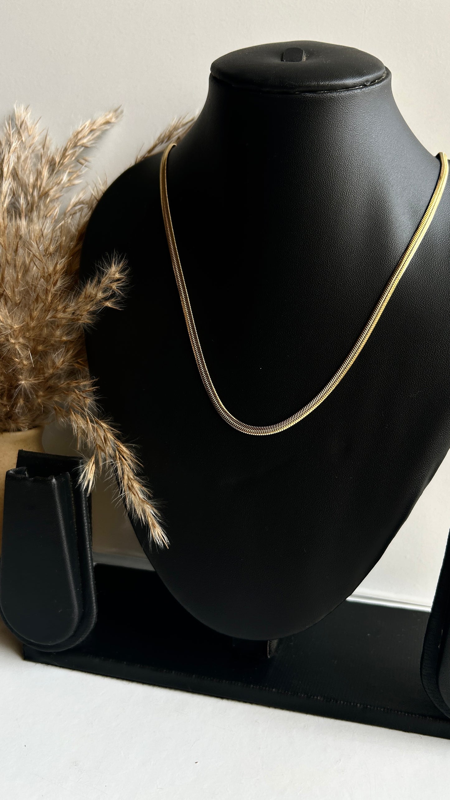 Unisex Snake chain - 21inches long
