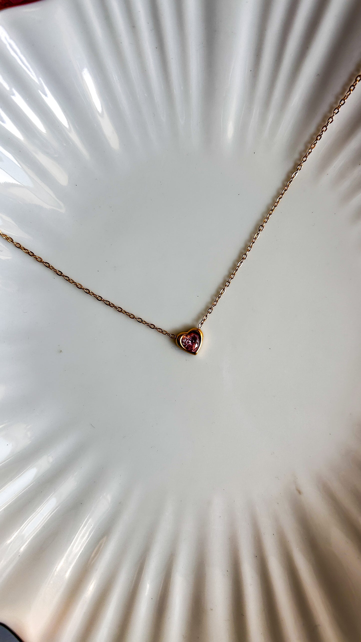 Little heart stone necklace
