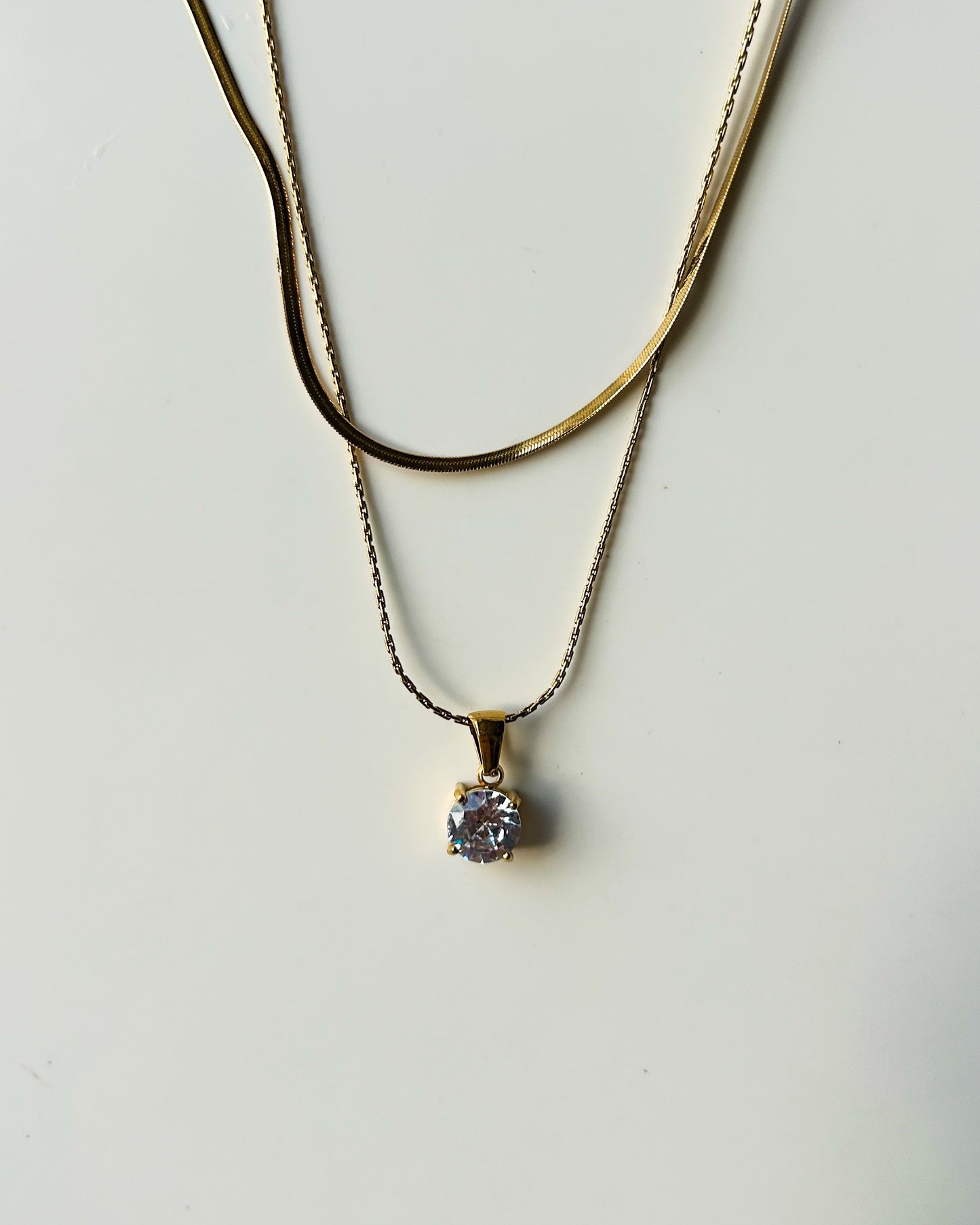Layered solitaire necklace ( round)