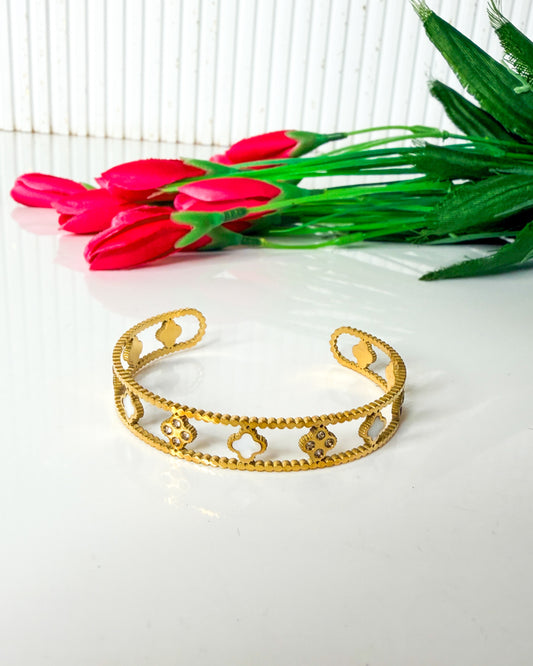 Adjustable Clover bracelet
