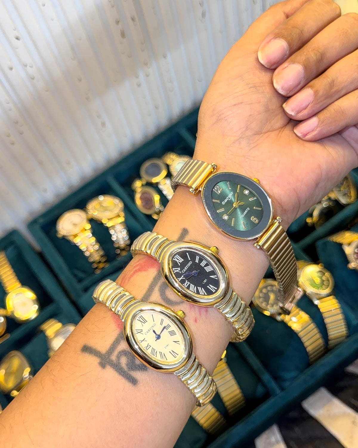 Classic oval watch