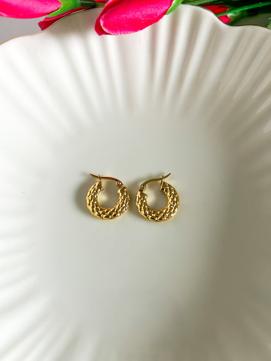 Bucket round hoops