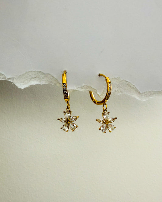 5 stone flower huggies