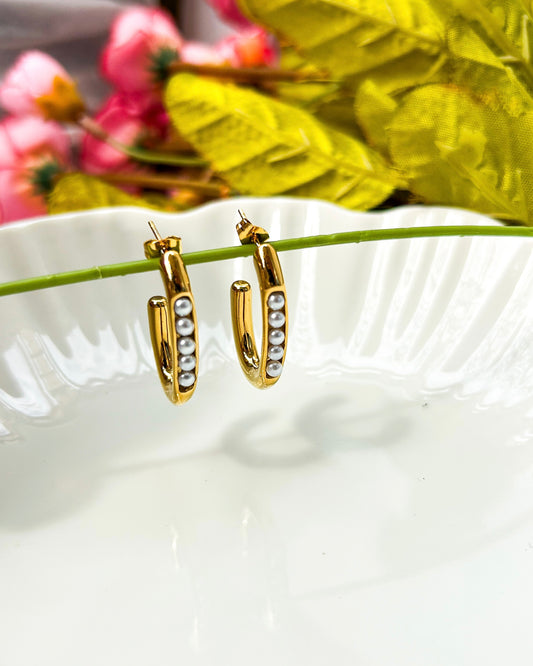 Luxe pearl earrings