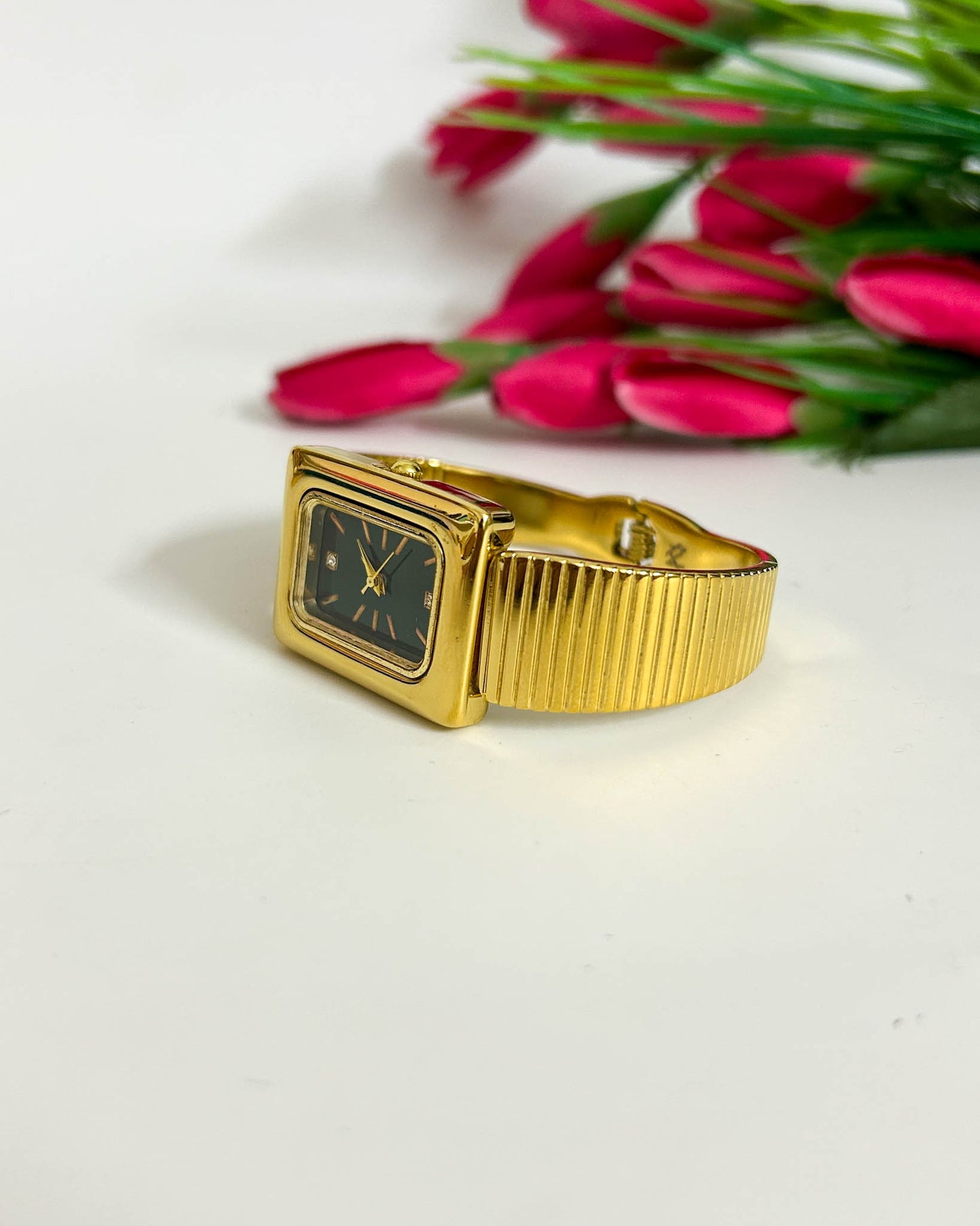 Slim luxe thin wrist baby size watch
