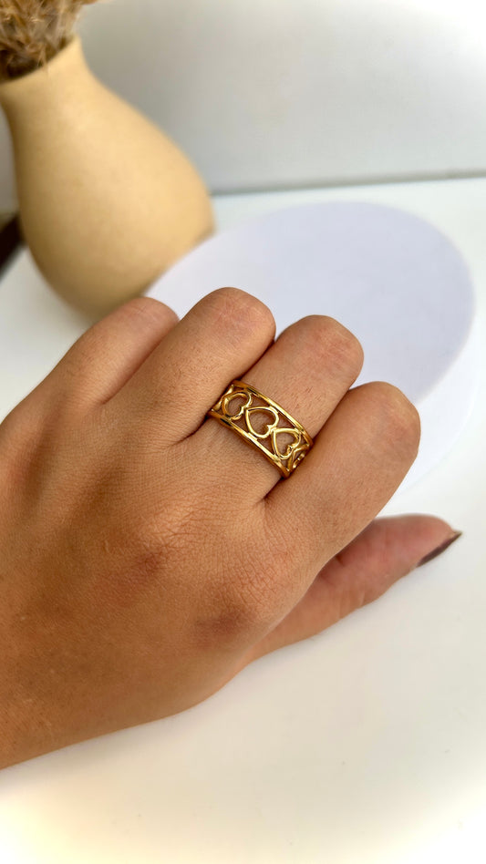 Heart adjustable ring band