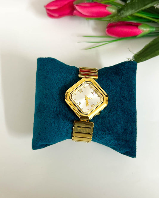Square thin wrist baby size watch