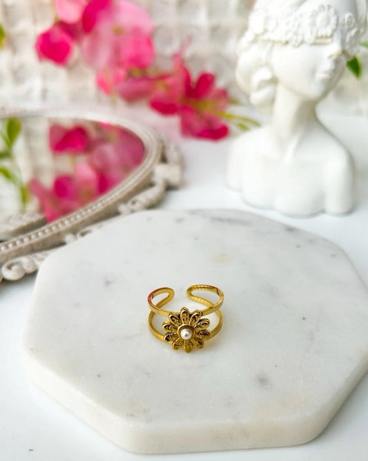Delicate Floral Ring