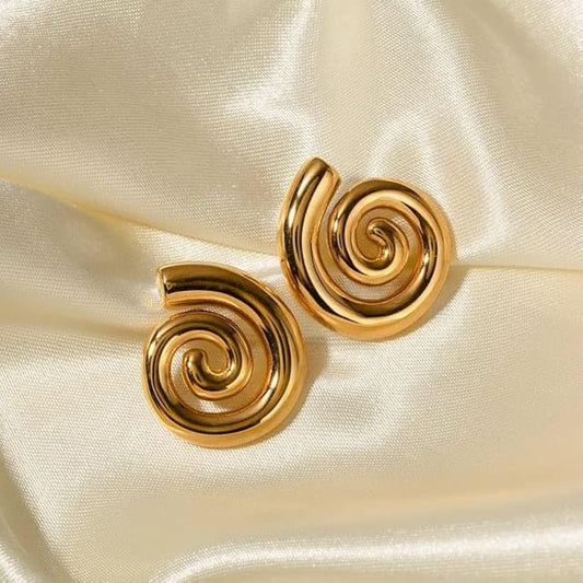 Spiral statement, earring ￼￼