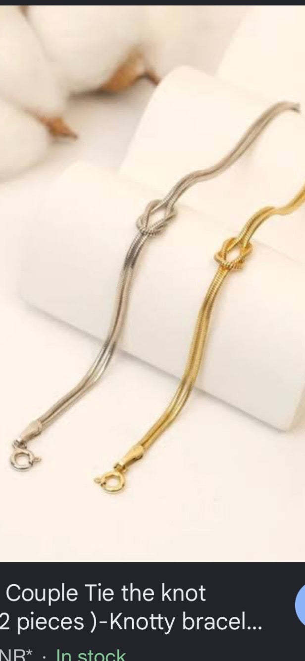 Couple knot bracelet ( set of 2)