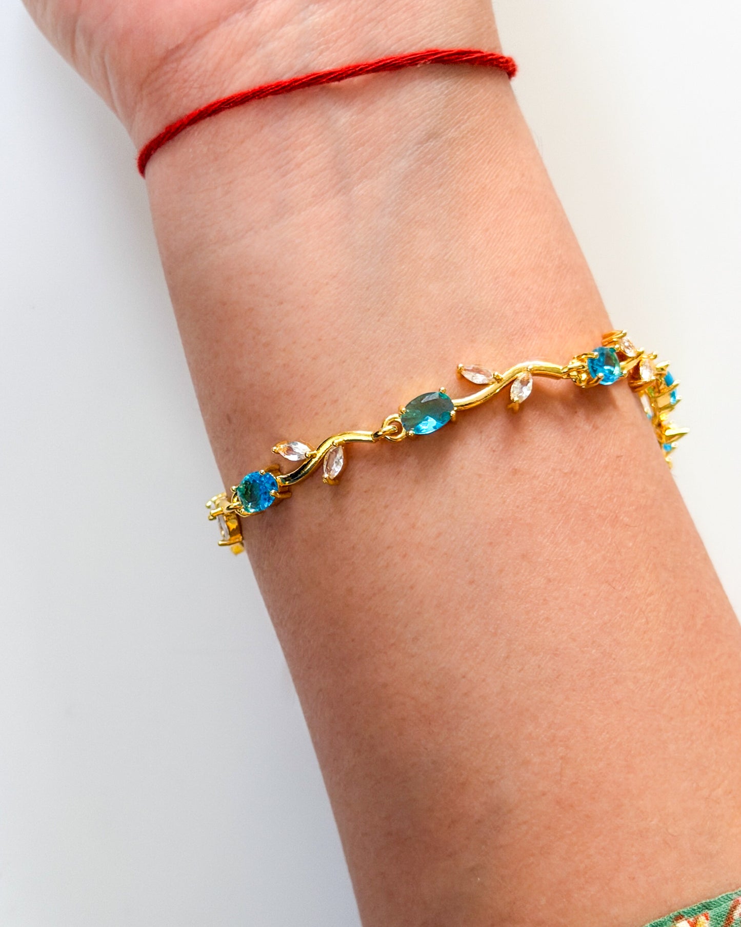 Aqua blue tulip bracelet