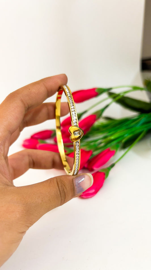 Heart lock bracelet