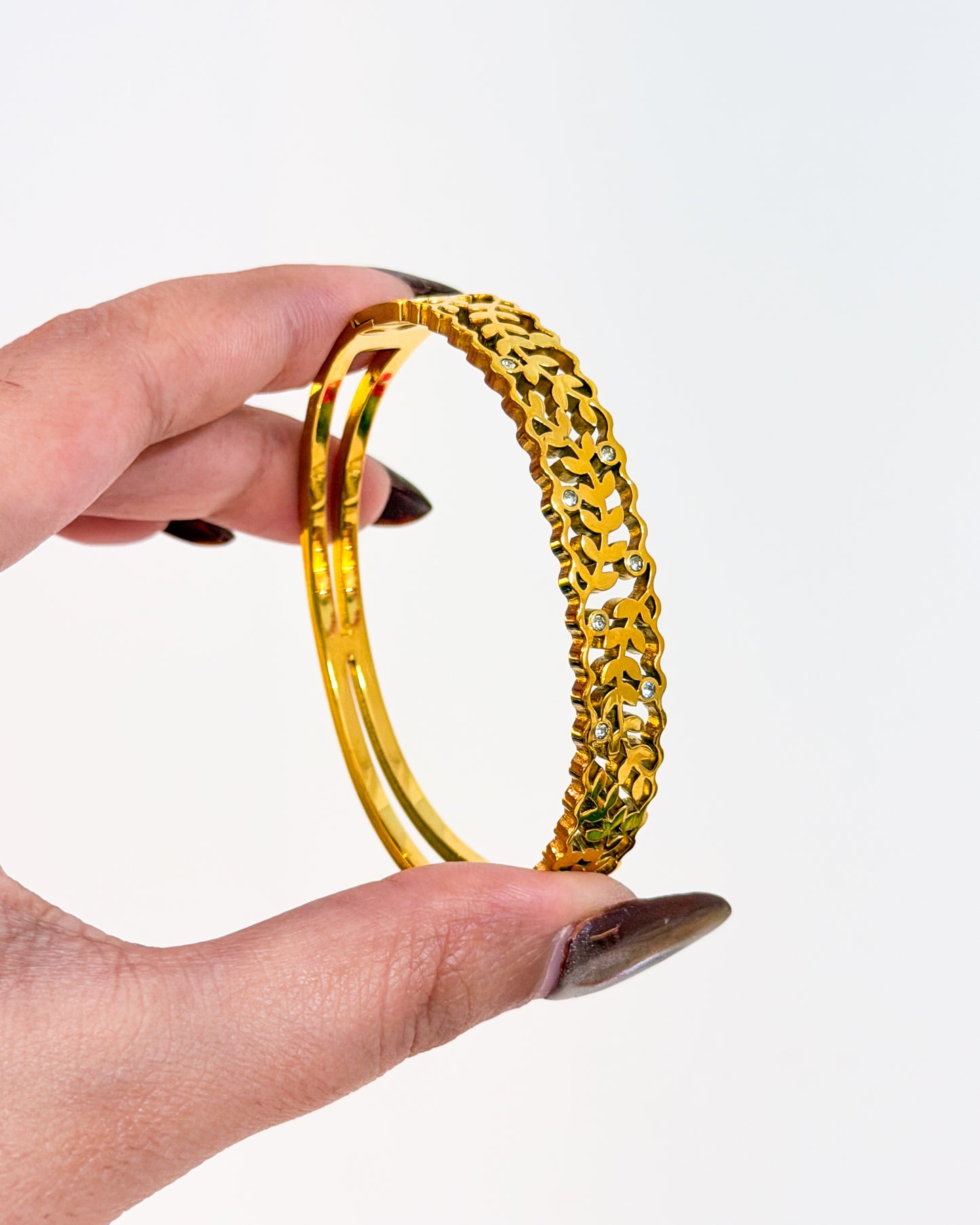 Leafy vintage bracelet