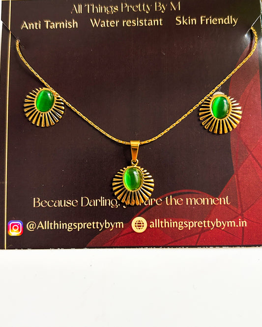The royal combo ( necklace+ earrings)