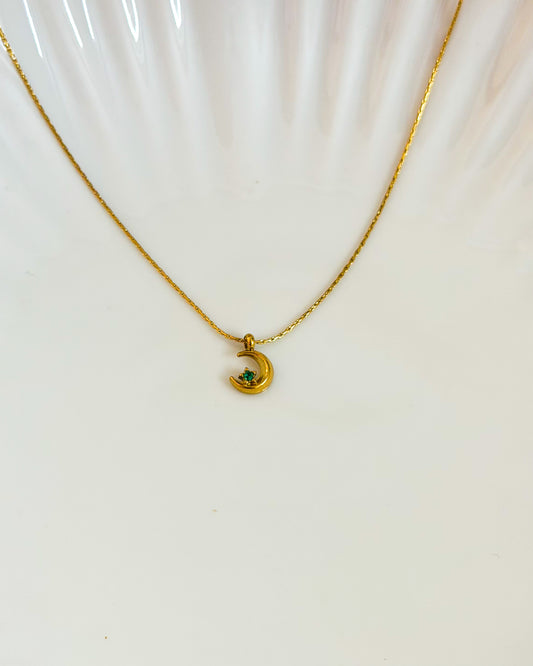Mini moon necklace with green stone
