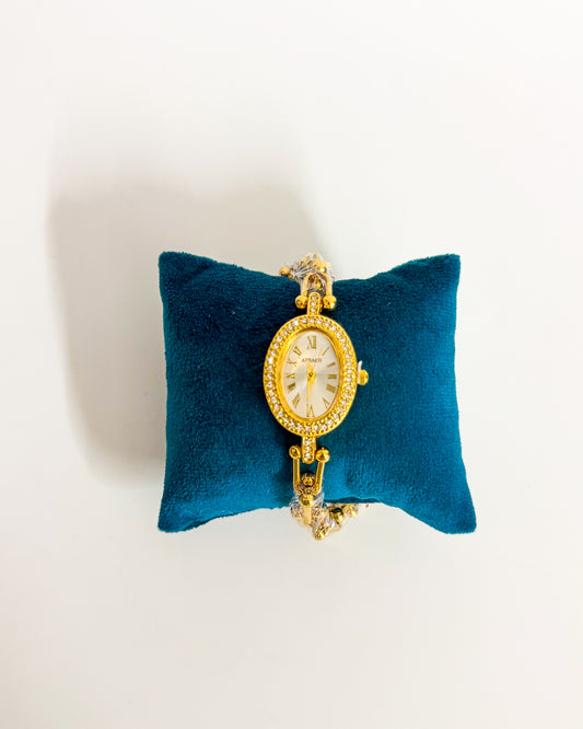 Oval studded link chain watch￼