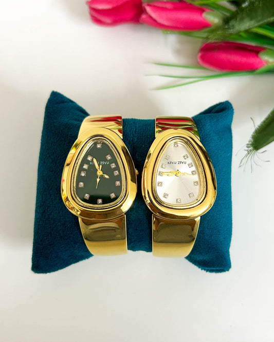 Classic thin wrist baby size watch