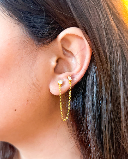 Geometric link chain ball back studs