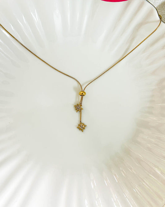 Star hanging necklace