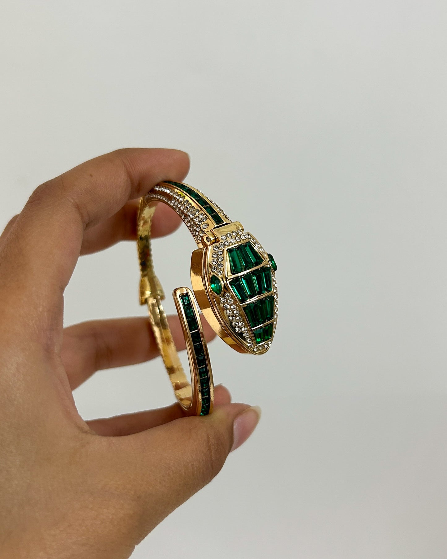 Premium green serpent watch