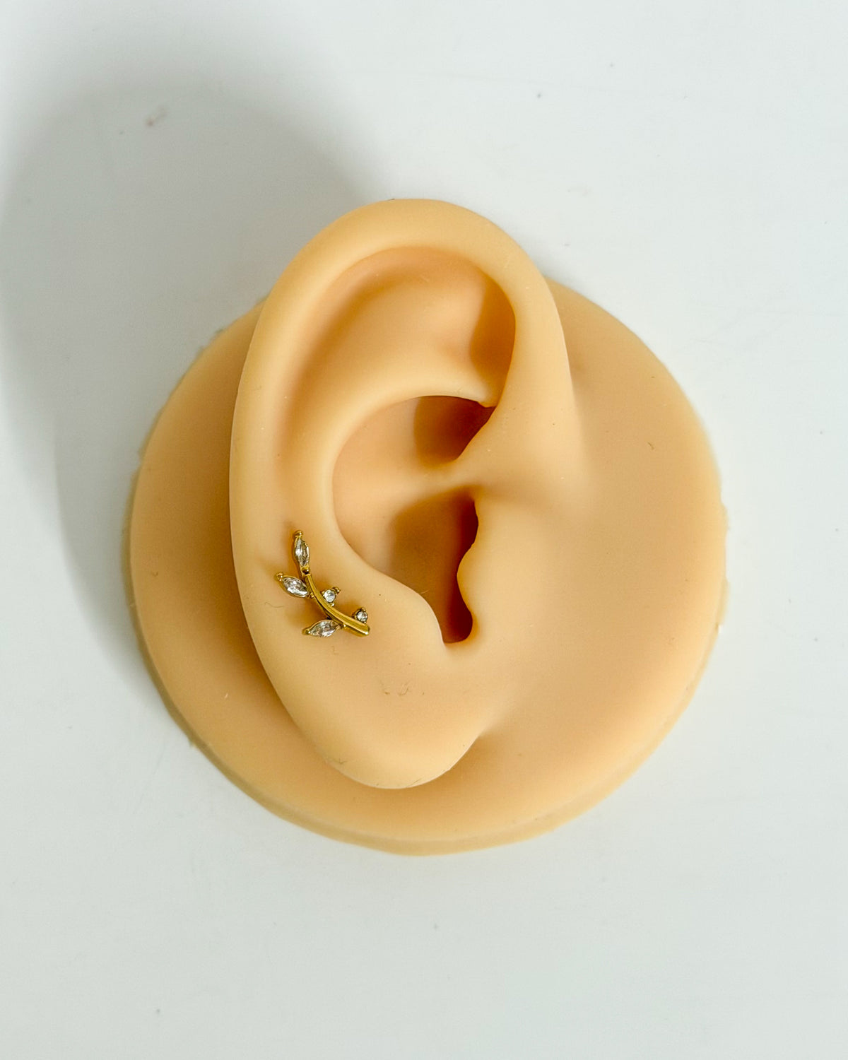 Thin leafy ballback studs (Ss)