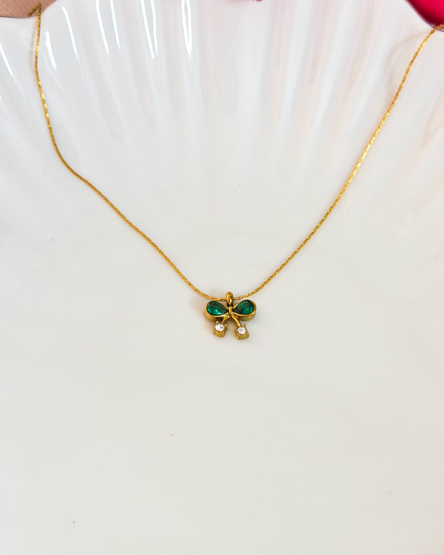 Mini green bow necklace