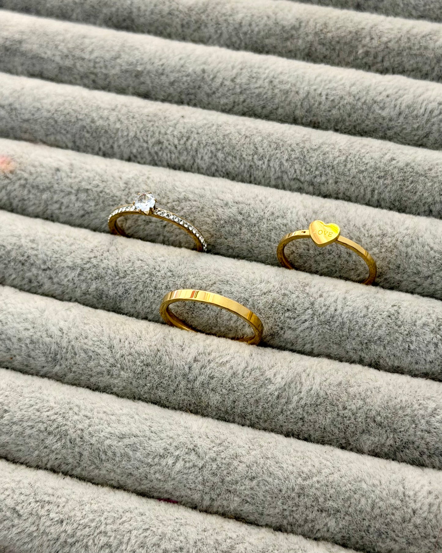 Love heart ring set of 3