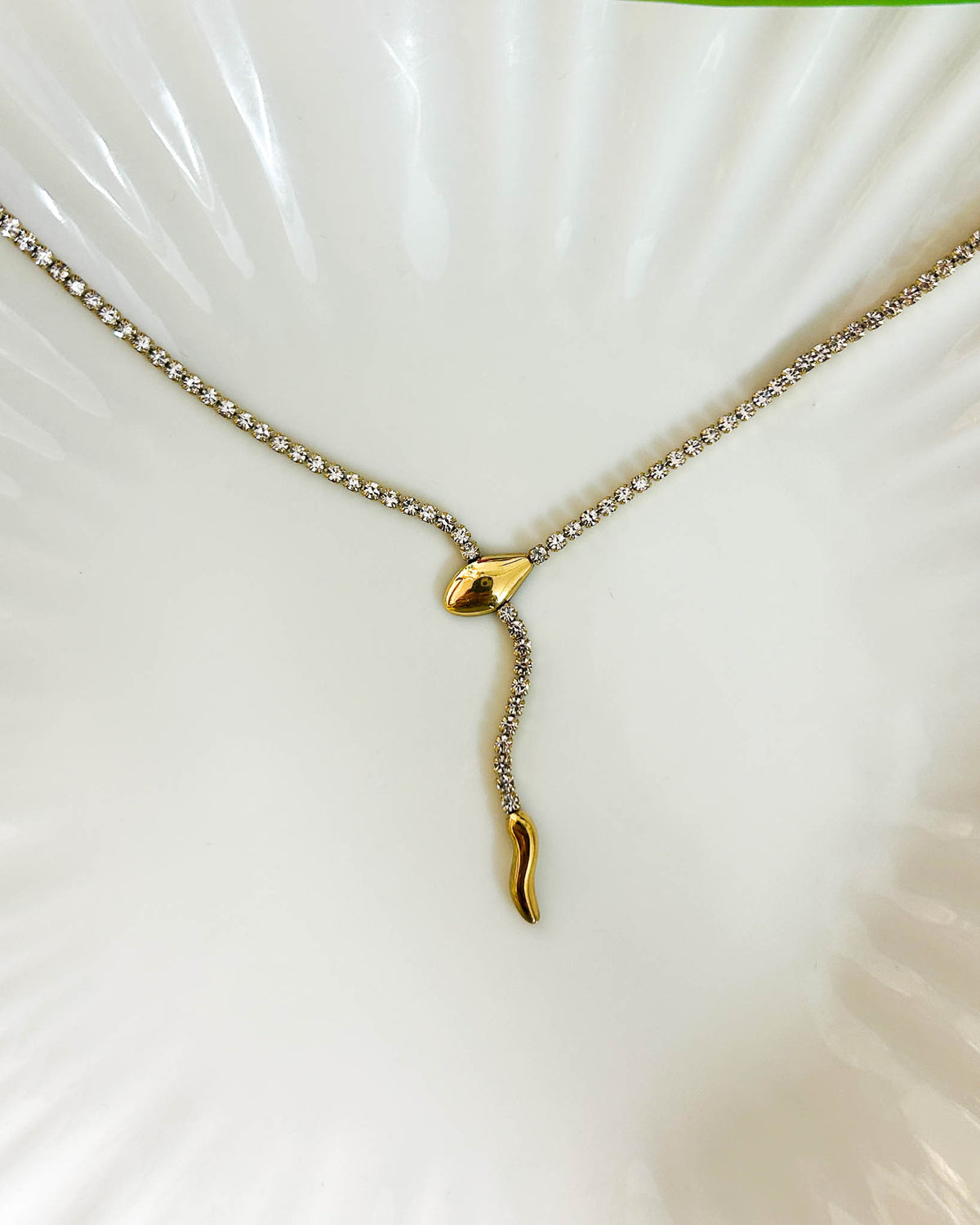 Tennis serpent necklace