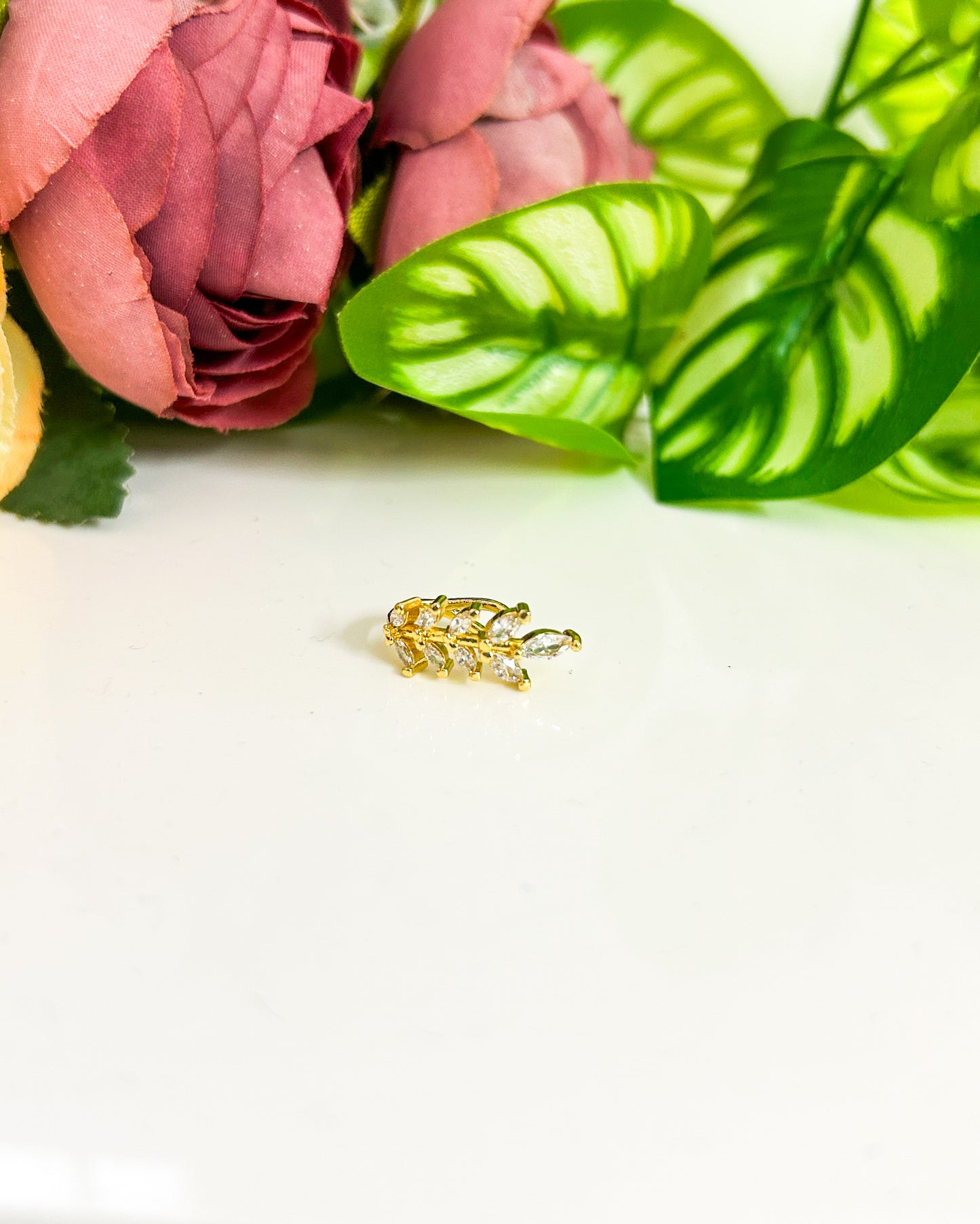 leafy 2 no piercing Earcuff