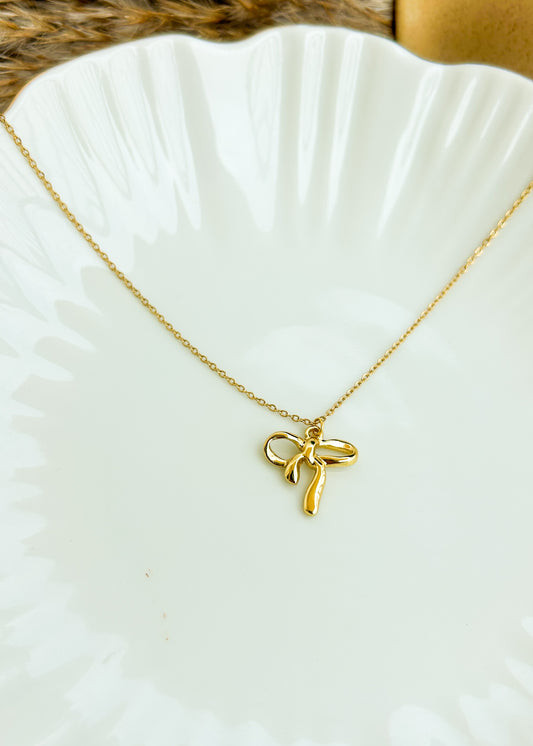 Delicate lacey bow Necklace