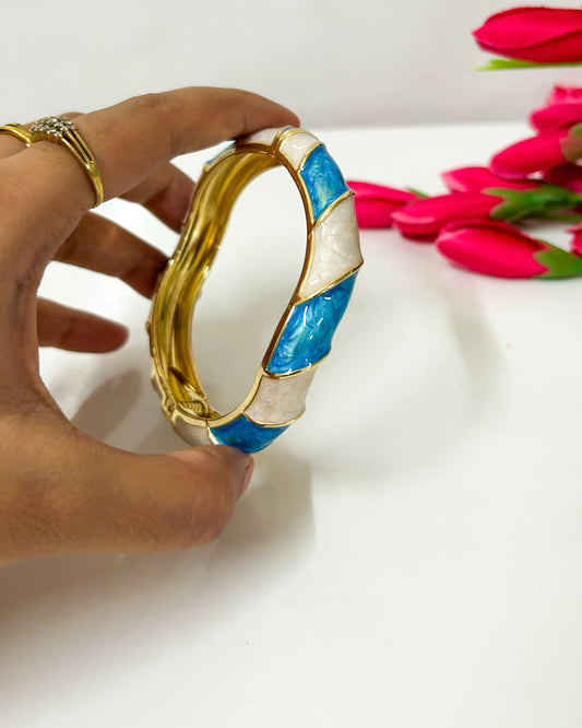 Blue-white swirl Italian bracelet