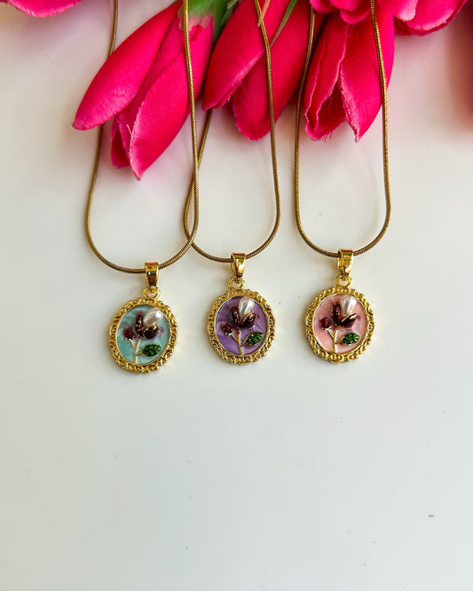 Mini floral vintage necklace