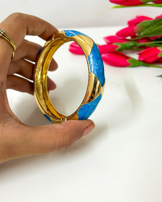 Blue gold detailed Italian bracelet