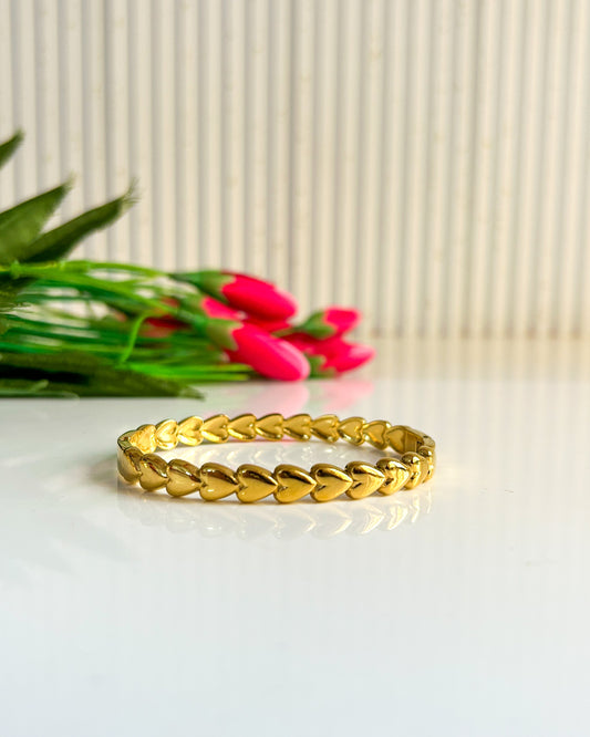 Heart link bracelet