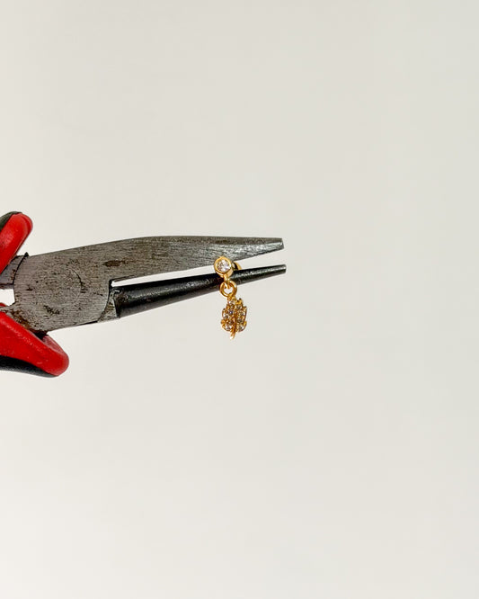 Hanging leaf ball back studs