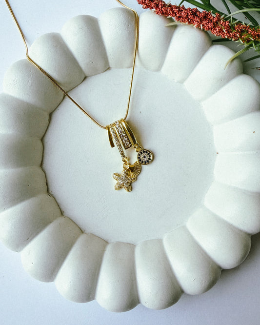 Starfish blue charm necklace