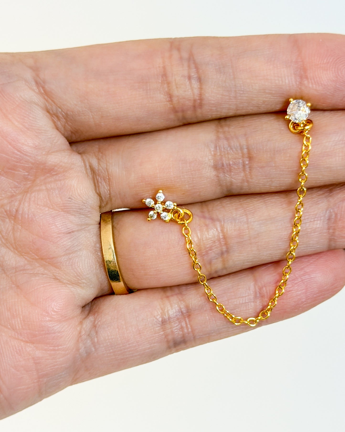 Daisy petal Link Chain Studs (Ball Back)