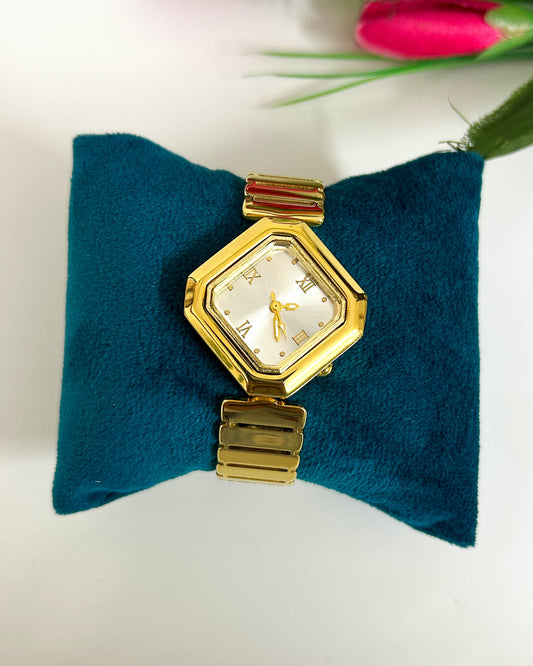 Square thin wrist baby size watch
